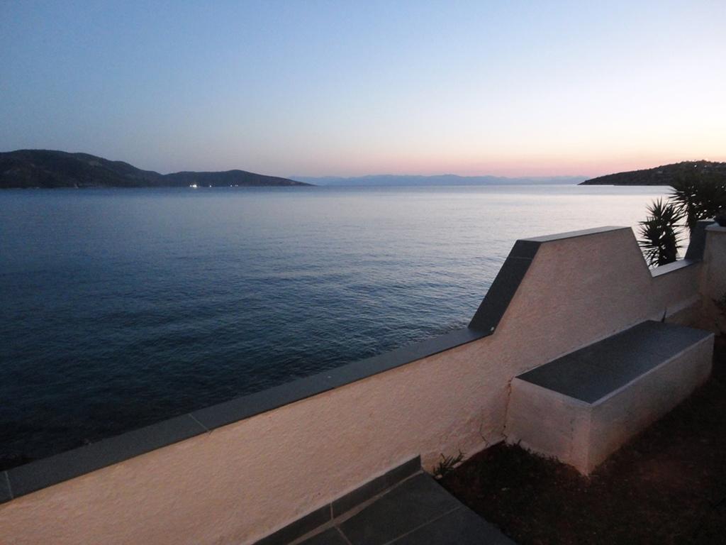 Wavedance Accommodation Salamine Extérieur photo