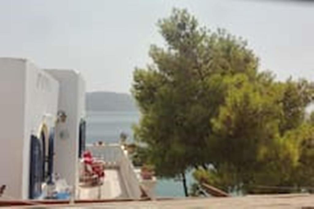 Wavedance Accommodation Salamine Extérieur photo